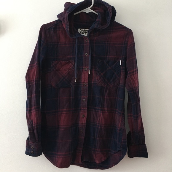 Flannel shirt with hood - Picture 2 of 5
